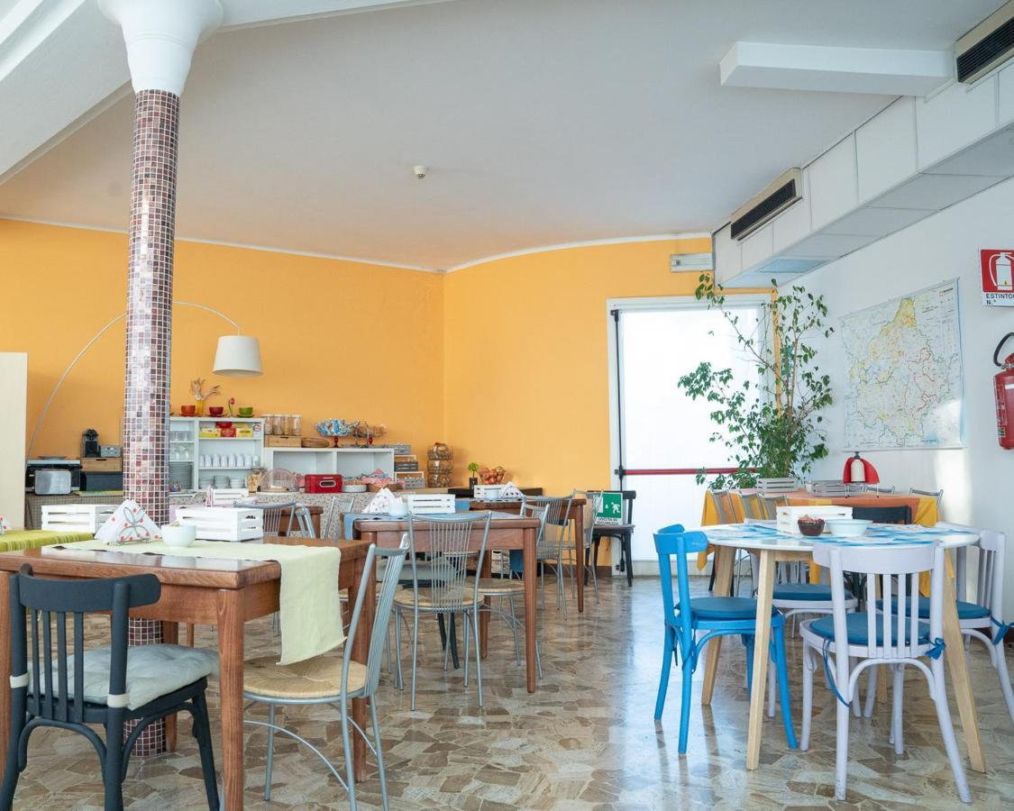 Hotel All’Oasi Paese Exterior foto